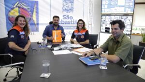Prefeito de São Sebastião, Felipe Augusto, firma convênio com Departamento Estadual de Proteção e Defesa Civil para Recuperação de Áreas Críticas