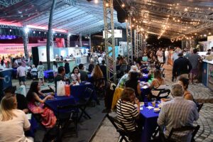 Festival do Camarão amplia participação e movimenta economia de Ilhabela em 2026